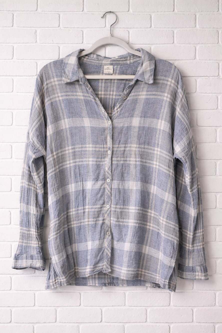O'Neill Women's Arlow Blue Plaid Button-Up Long Sleeve Shirt Size Large - Picture 2 of 6